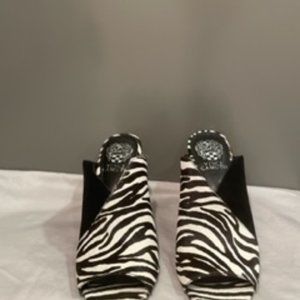Women Vince Camuto Black Black/White Zebra Heel Mule 8M